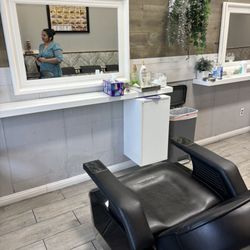 Luv Threading Studio