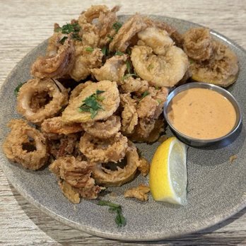 Pacific Catch - Calamari - Sushi Bars Near Me - Santa Clara, California