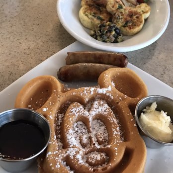 Carnation Cafe - American Near Me - Anaheim, California