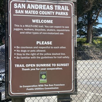 Crystal Springs Regional Trail - Hiking Near Me - Burlingame, California