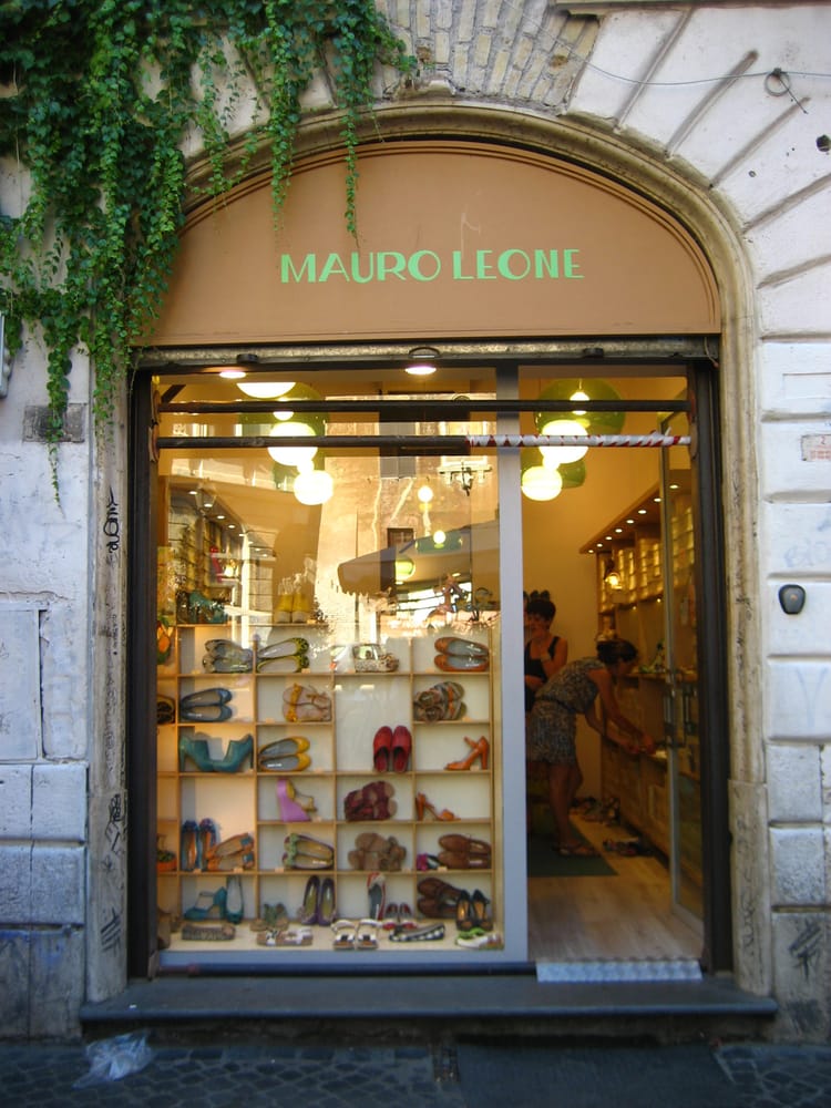 MAURO LEONE Updated August 2024 Via del Biscione 8, Roma, Italy