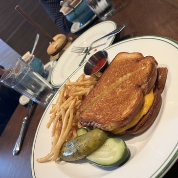 Sadelle's Coconut Grove - Tuna Melt - Breakfast & Brunch Near Me - Miami, Florida Sadelle's Coconut Grove - Tuna Melt - Breakfast & Brunch Near Me - Miami, Florida