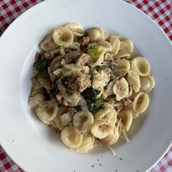 Fiamo - ORECCHIETTE PUGLIESE (SO GOOD!!!)