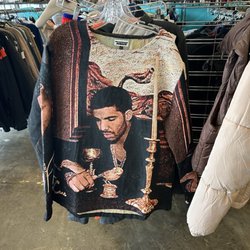 Plato's Closet - Beaverton - I couldn't make up my mind. Drake or Lionel Richie?