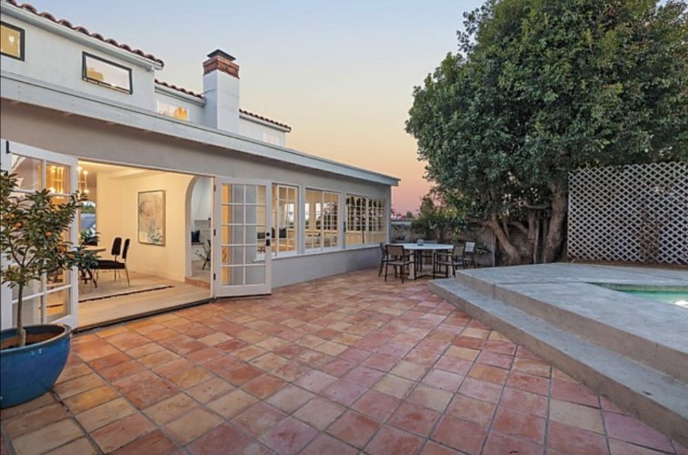 Slide of Leveling Co Build And Design