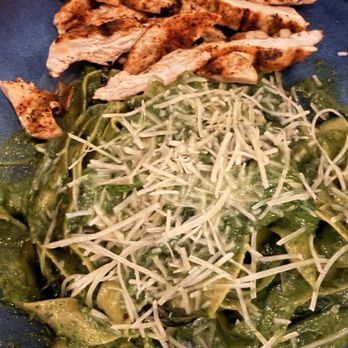 1909 - Pesto pasta with chicken - Bars Near Me - Temecula, California