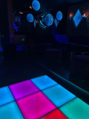 Kiss Kiss Bang Bang by null
