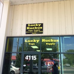 Lucky Ruckus Vape Shop - Front of Lucky Ruckus -
