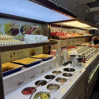 Haidilao Hotpot - Chinese Near Me - Irvine, California