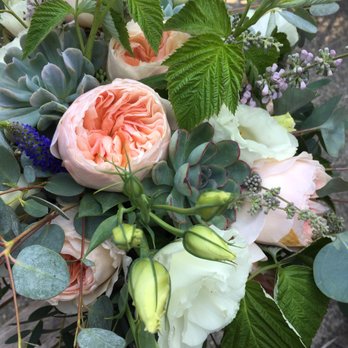 Down to Earth Flowers - Florists Near Me - Snoqualmie, Washington