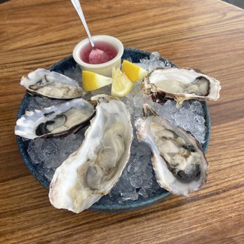 SKY Waikiki - Oysters - Seafood Near Me - Honolulu, Hawaii