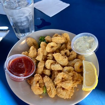 Boston Sail Loft - Fresh Calamari Rings - Bars Near Me - Boston, Massachusetts