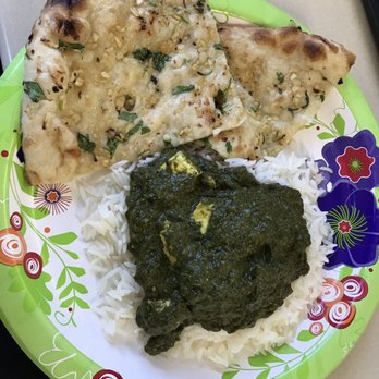 Dhaba Wala Indian Kitchen - Palak paneer and garlic naan. ( my plate ) - Indian Near Me - Hartford, Connecticut Dhaba Wala Indian Kitchen - Palak paneer and garlic naan. ( my plate ) - Indian Near Me - Hartford, Connecticut