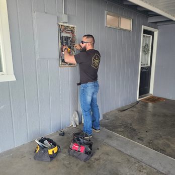 Urueta Electric - Electricians Near Me - Hemet, California Urueta Electric - Electricians Near Me - Hemet, California