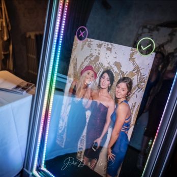 Pix'D Me Photo - Photo Booth Rentals Near Me Pix'D Me Photo - Photo Booth Rentals Near Me