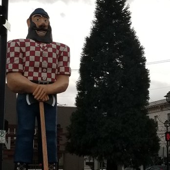 Paul Bunyan Statue - Paul with his tight Jean's and ax - Landmarks & Historical Buildings Near Me - Portland, Oregon Paul Bunyan Statue - Paul with his tight Jean's and ax - Landmarks & Historical Buildings Near Me - Portland, Oregon