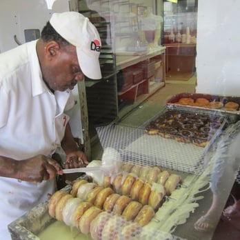 Old Fashioned Donuts - Bakeries Near Me - Chicago, Illinois Old Fashioned Donuts - Bakeries Near Me - Chicago, Illinois