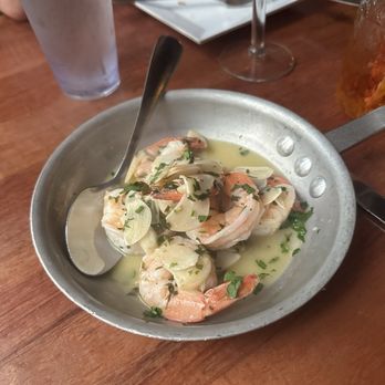 Carmelina's - Garlic Shrimp in the Pan - Italian Near Me - Boston, Massachusetts