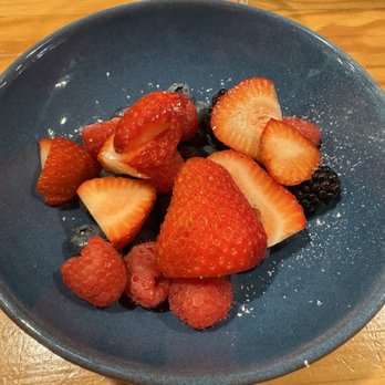 Un Amor - Side of berries - Breakfast & Brunch Near Me - Chicago, Illinois