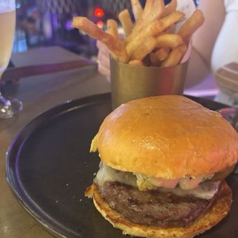 F1 Arcade - Classic Burger, $19, fine - Arcades Near Me - Washington, DC, District of Columbia