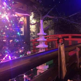 Sushi King - Cool decor with a fake little koi pond - Sushi Bars Near Me - Norfolk, Virginia Sushi King - Cool decor with a fake little koi pond - Sushi Bars Near Me - Norfolk, Virginia