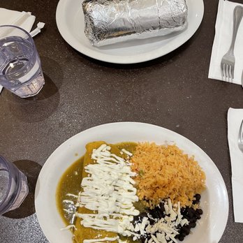 Casa Latina - Enchiladas Verdes & Chicken Burrito! - Mexican Near Me - Berkeley, California