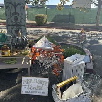 Paris Flea Market - Flea Markets Near Me - Livermore, California Paris Flea Market - Flea Markets Near Me - Livermore, California