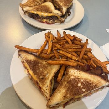 Lucille's American Cafe - Patty Melt and Classic Grilled Cheese Sandwich with Sweet Potato Sticks - American Near Me - Weston, Florida