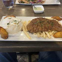 Mi Warike Chicken Restaurant - Bisteck a lo Pobre