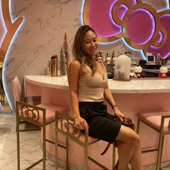 Hello Kitty Cafe - View of the bar - Cafes Near Me - Irvine, California