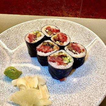 Crave Sushi Bar - Chu-Toro Scallion Sushi Roll - Japanese Near Me - New York, New York Crave Sushi Bar - Chu-Toro Scallion Sushi Roll - Japanese Near Me - New York, New York