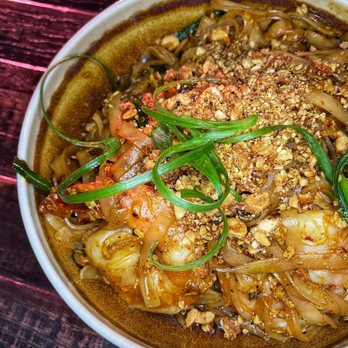 Modita - Tamarind Noodles - Sushi Bars Near Me - Indianapolis, Indiana