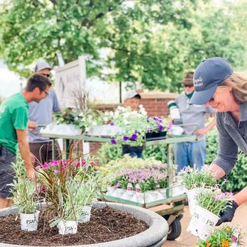 Sargent's Nursery - Nurseries & Gardening Near Me - Red Wing, Minnesota Sargent's Nursery - Nurseries & Gardening Near Me - Red Wing, Minnesota