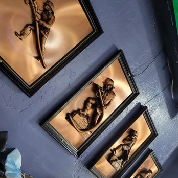 Tony's Pizza - Wall art - Pizza Near Me - Bakersfield, California Tony's Pizza - Wall art - Pizza Near Me - Bakersfield, California