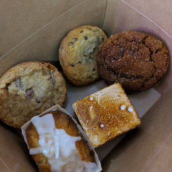 Fluff Bake Bar - Bakeries Near Me - Houston, Texas Fluff Bake Bar - Bakeries Near Me - Houston, Texas