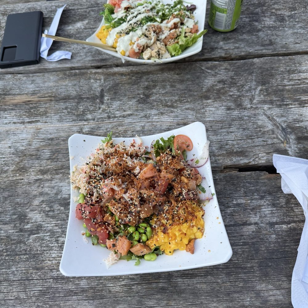 Yellowfin tuna and salmon poke bowl Yellowfin tuna and salmon poke bowl
