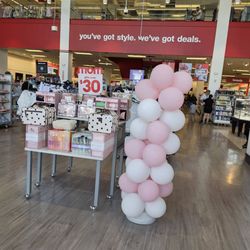 TJ Maxx - Sale display
