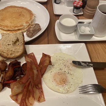 Serrano Vista Cafe - Breakfast with vegan bacon and a short stack! - Cafes Near Me - S Highland, California