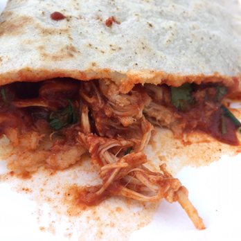 Flor de Guelaguetza - Empanada innards shot - Food Trucks Near Me - Portland, Oregon