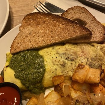 Cafe Madison - Breakfast & Brunch Near Me - Albany, New York