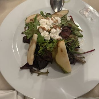 Trattoria Zero Otto Nove - Insalata Caprino e Pera - Italian Near Me - Bronx, New York