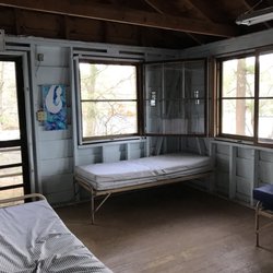 Camp Runels - Pondview main room