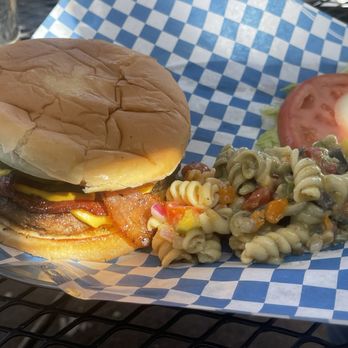 Fields Station - Burnt cheese burger and flavorless pasta salad - American Near Me - Fields, Oregon