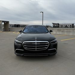 Capital City Limousine - 2023 Mercedes S class luxury vehicle