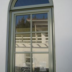 Universal Windows & Doors