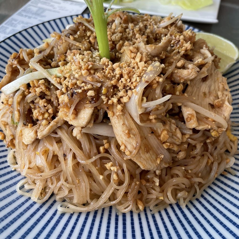Thai Dishes - Chicken Pad Thai - Thai Near Me - Briarcliff Manor, New York Thai Dishes - Chicken Pad Thai - Thai Near Me - Briarcliff Manor, New York