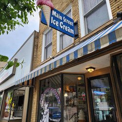 The Main Street Creamery - Yummy!!