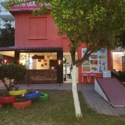Mini Golf & Cafe