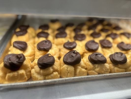 Liliha Bakery by null