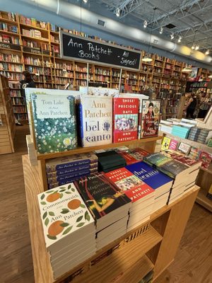 Parnassus Books by null